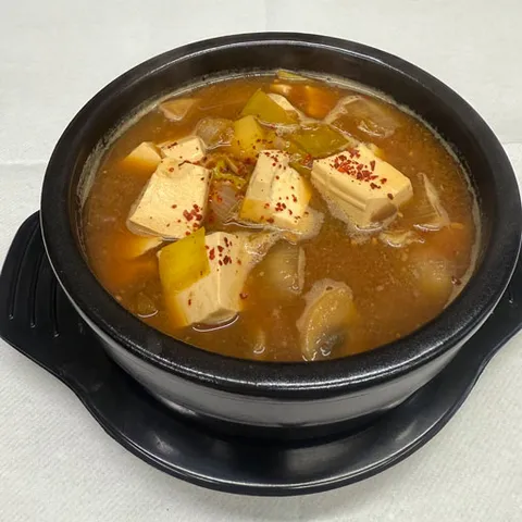 Sundubu jjigae (Tofu Suppe)